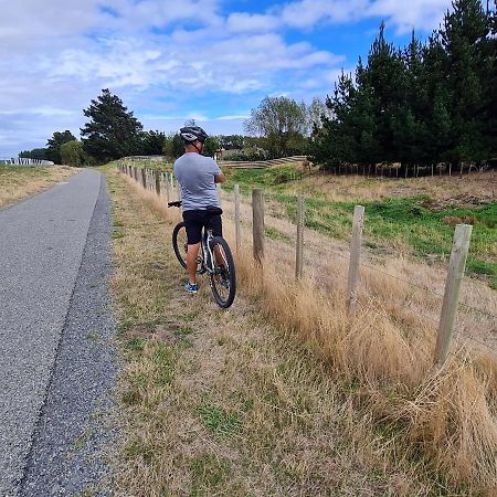 Aroha Tiny House Peka Peka Lägenhet Waikanae Exteriör bild